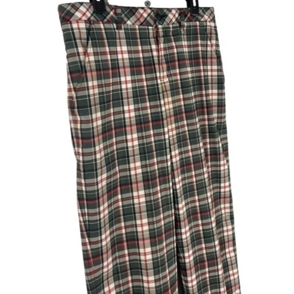 AUR Active gray red plaid Chino golf pants 32